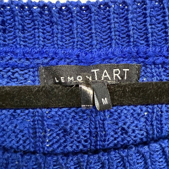 Elegant Blue Cable Knit Sweater - Picture 3 of 6